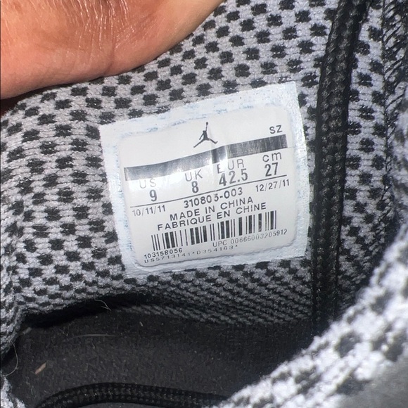 Jordan Black and Gray High-Top Sneakers - Picture 10 of 12